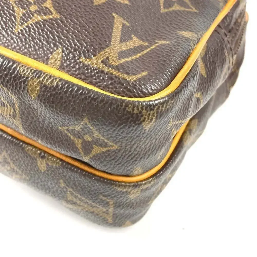 LOUIS VUITTON Authentic Brown Monogram Canvas Pochette Shoulder Bag